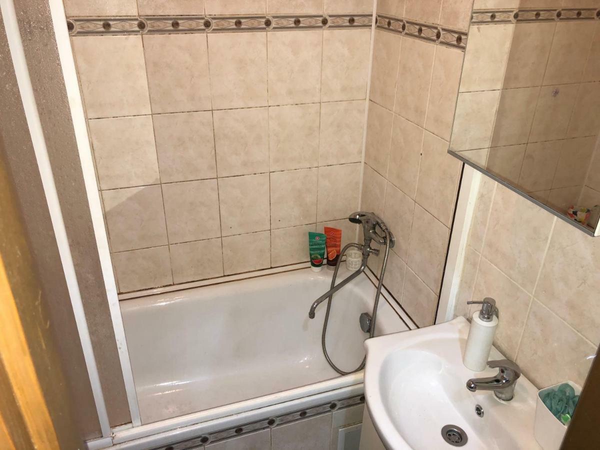 Apartman V Centru Mostu Daire Dış mekan fotoğraf